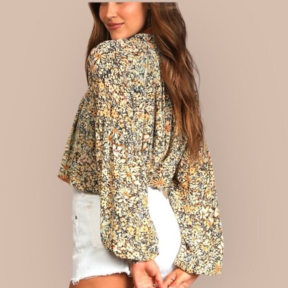 Lulu's Season of Blooms Cream Multi Floral Print Balloon Sleeve Top size small - Picture 4 of 15